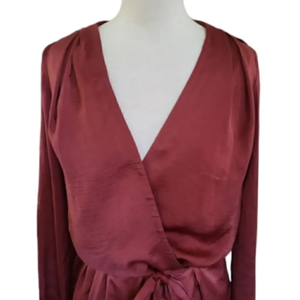 Kittenish Dress Size M